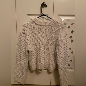 H&M chunky white cropped cable knit sweater!